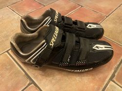 Tretry SPECIALIZED PRO Body geometry