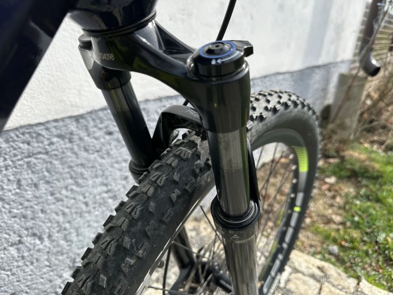 Crussis One Oli Guera 8.7 L 20'' skvělý stav, po servisu