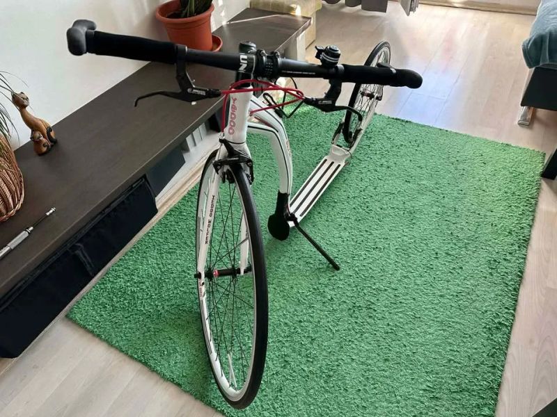 Koloběžky - Yedoo a Around The World 