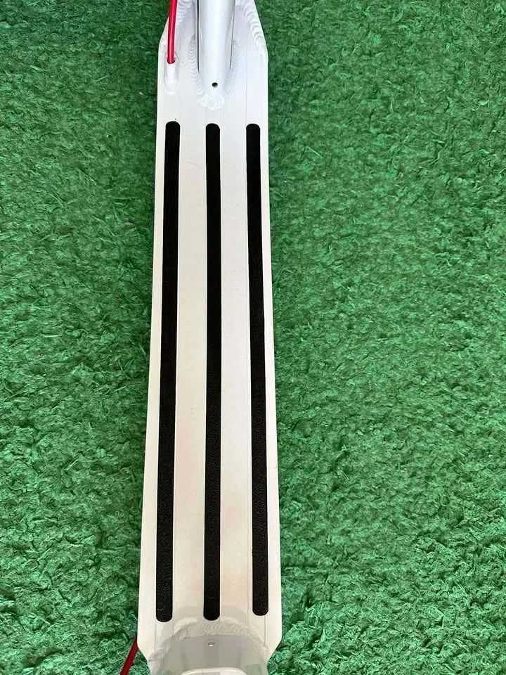 Koloběžky - Yedoo a Around The World 