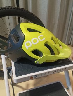 POC tectal přilba enduro