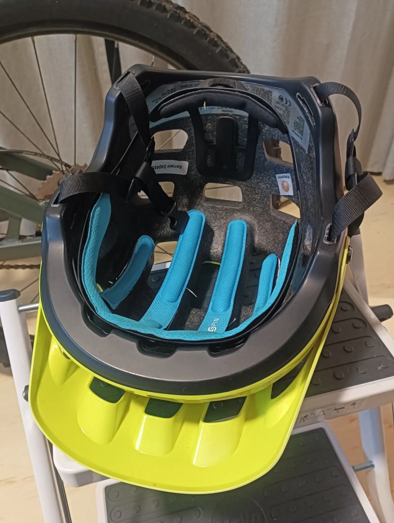 POC tectal přilba enduro