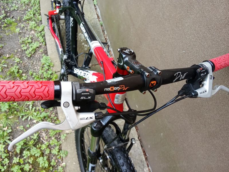 Spyder CSF. vel 17. SLX. Lx