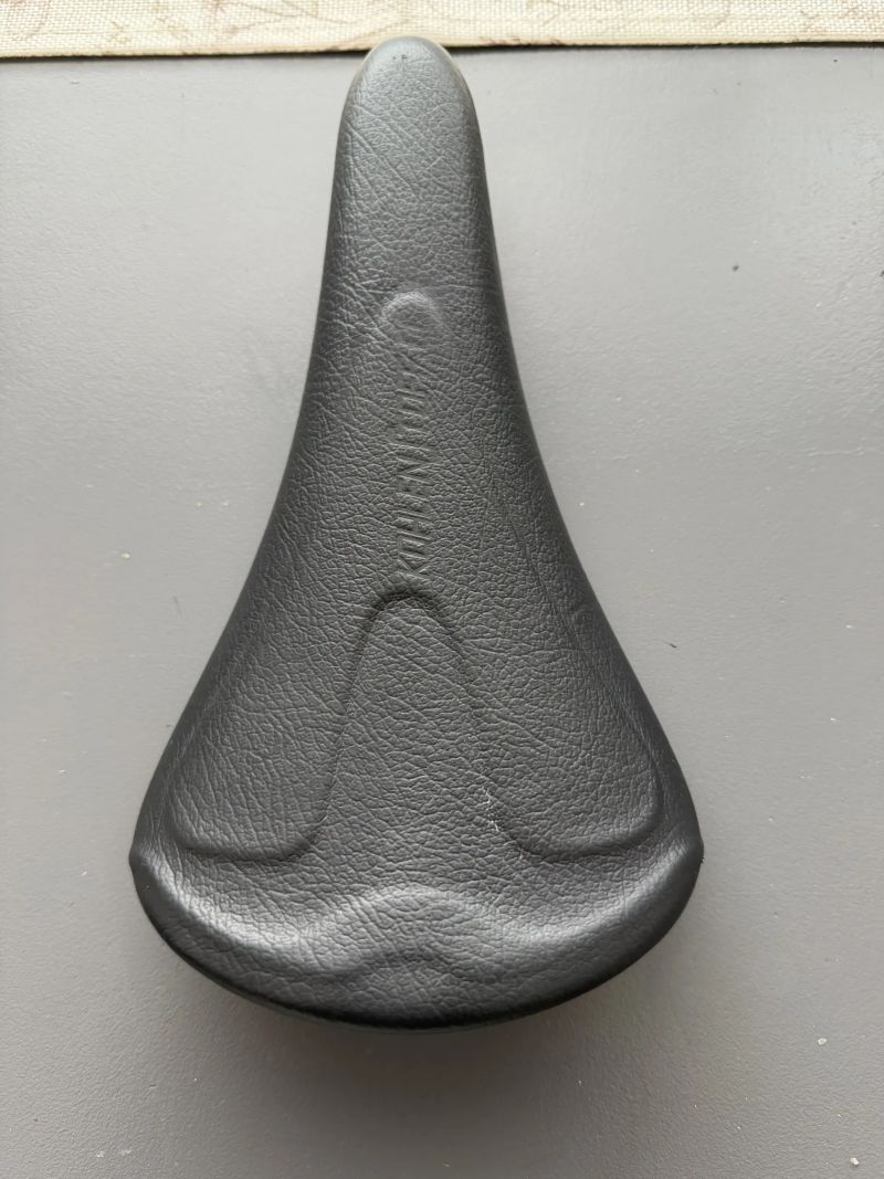 Karbonové sedlo KohlenStoff 