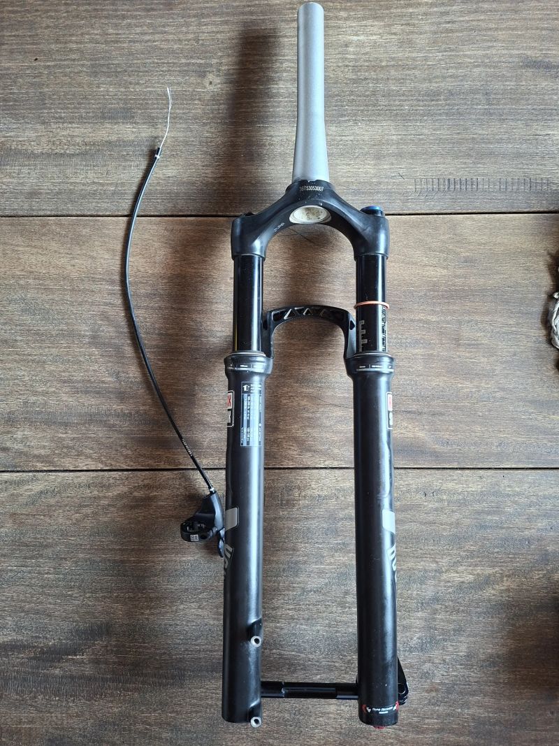 Rock Shox Reba (1600g)