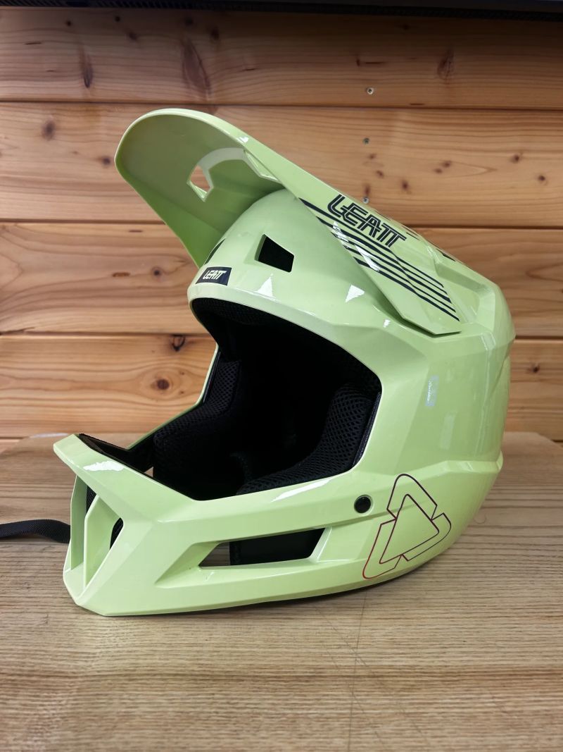 Přilba LEATT MTB 1.0 Gravity