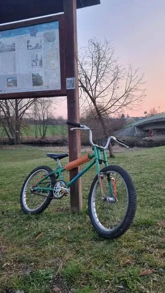 TechniaSport Jiskra TC-30