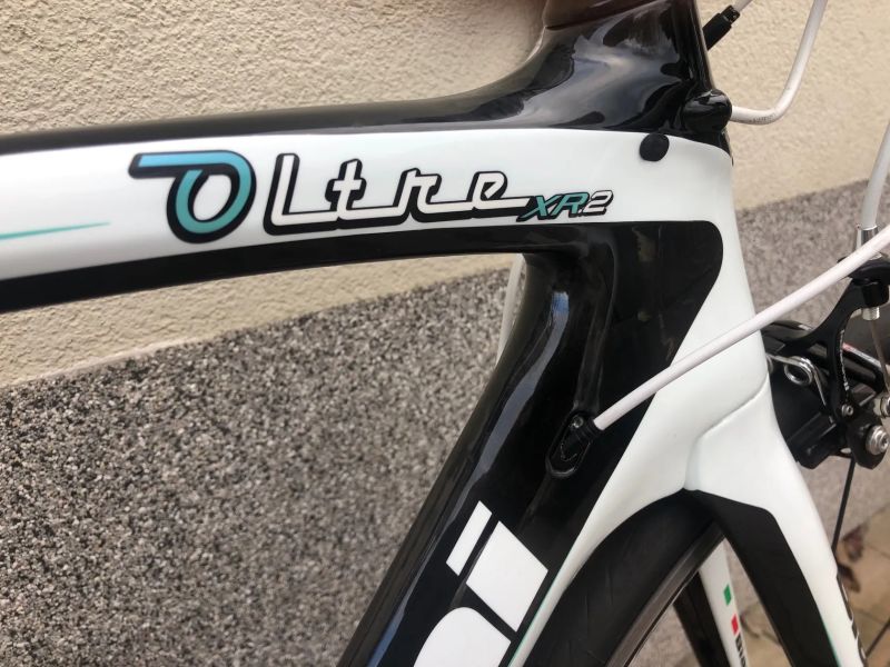 Bianchi OLTRE XR2 SuperRecord