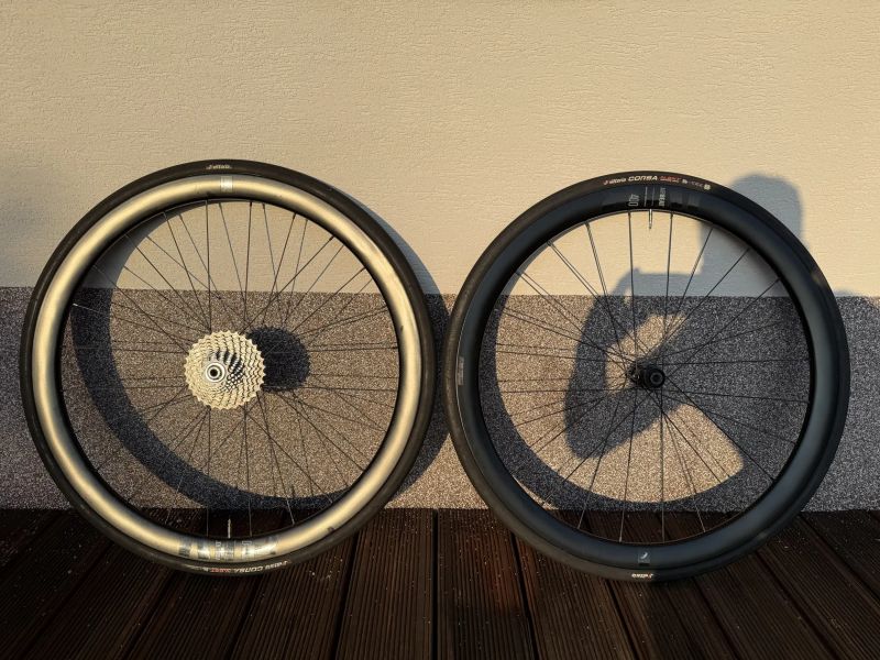 karbonová kola Fulcrum Airbeat 400 | kazeta Campagnolo 12v | ořech N3W | Vittoria Corsa N.EXT 28c