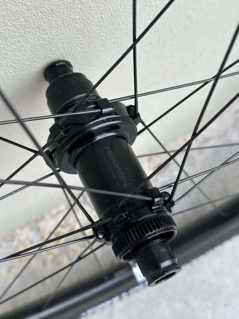 Zapletená kola: ROSE G30 LIGHT, včetně plášťů-NOVÁ