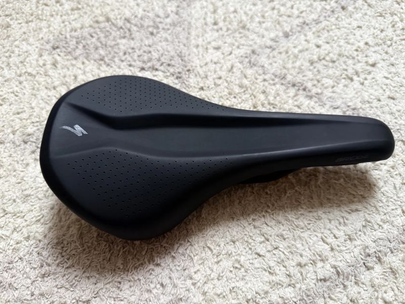 Sedlo Specialized - Bridge Titan Hollow 143