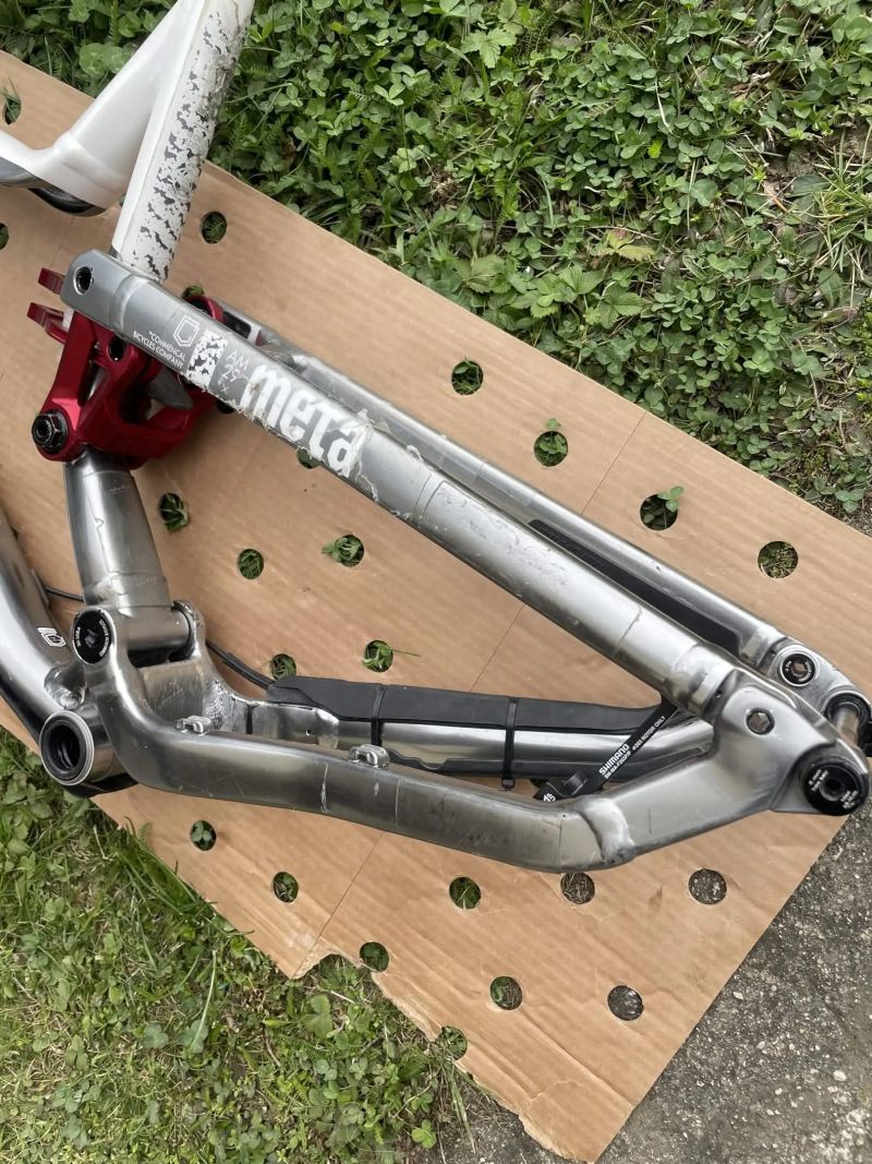 Commencal meta am 29 2020 rám