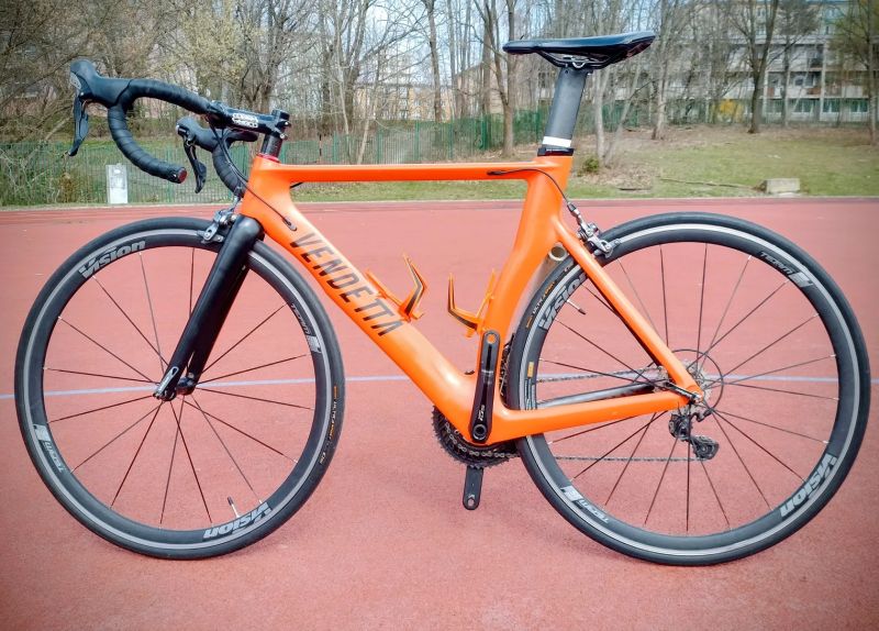 AERO SILNIČKA vel. 56