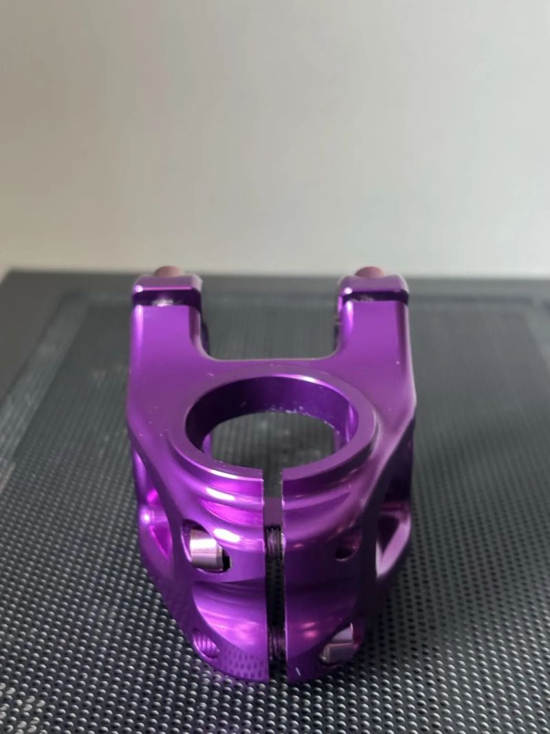 Burgtec Enduro MK3 představec Purple Rain 