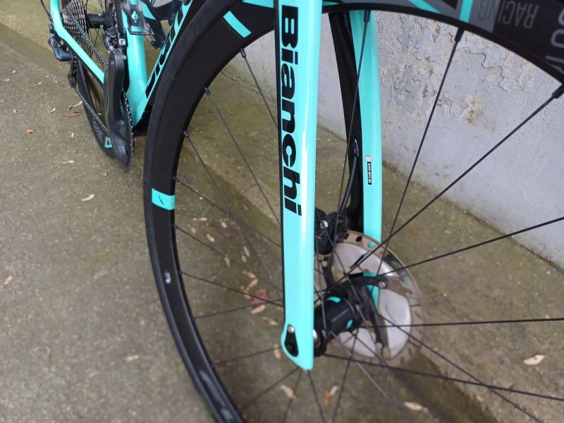 Bianchi Infinito CV Disc | Ultegra | komfortní endurance | vel. 57cm