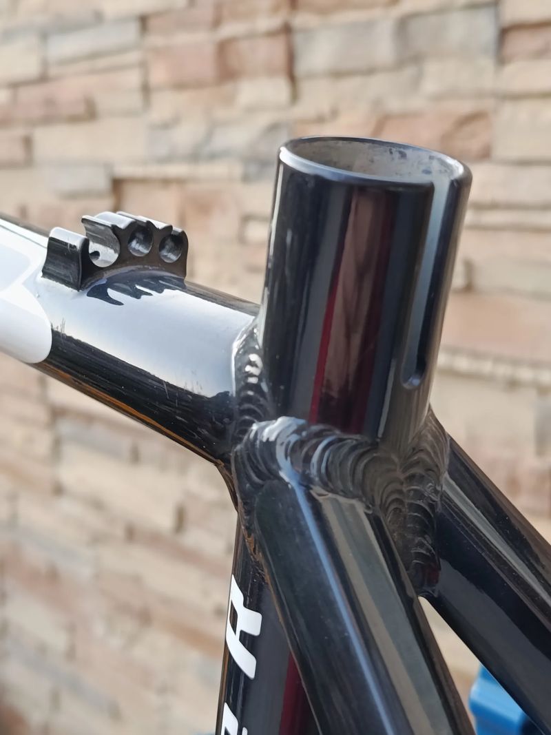 Rám Amulet 10,3 R (26-er, 19 palců)