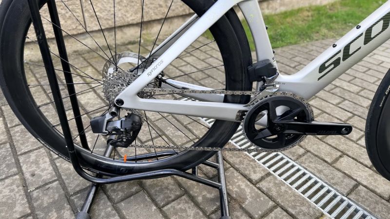 Scott Foil RC 30, Syncros, AXS