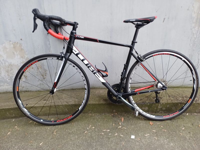 Cube ATTAIN RACE Tiagra velikost 56cm 