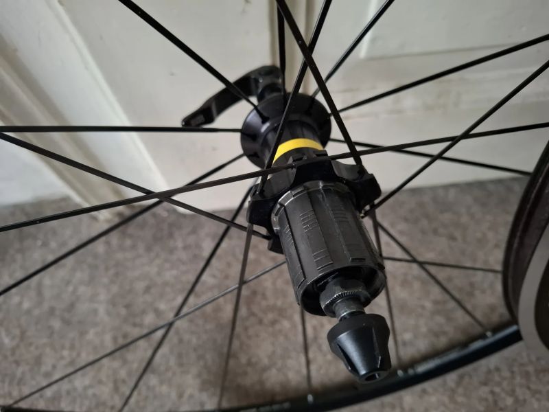 Mavic Aksium Elite Evo UST NOVE!