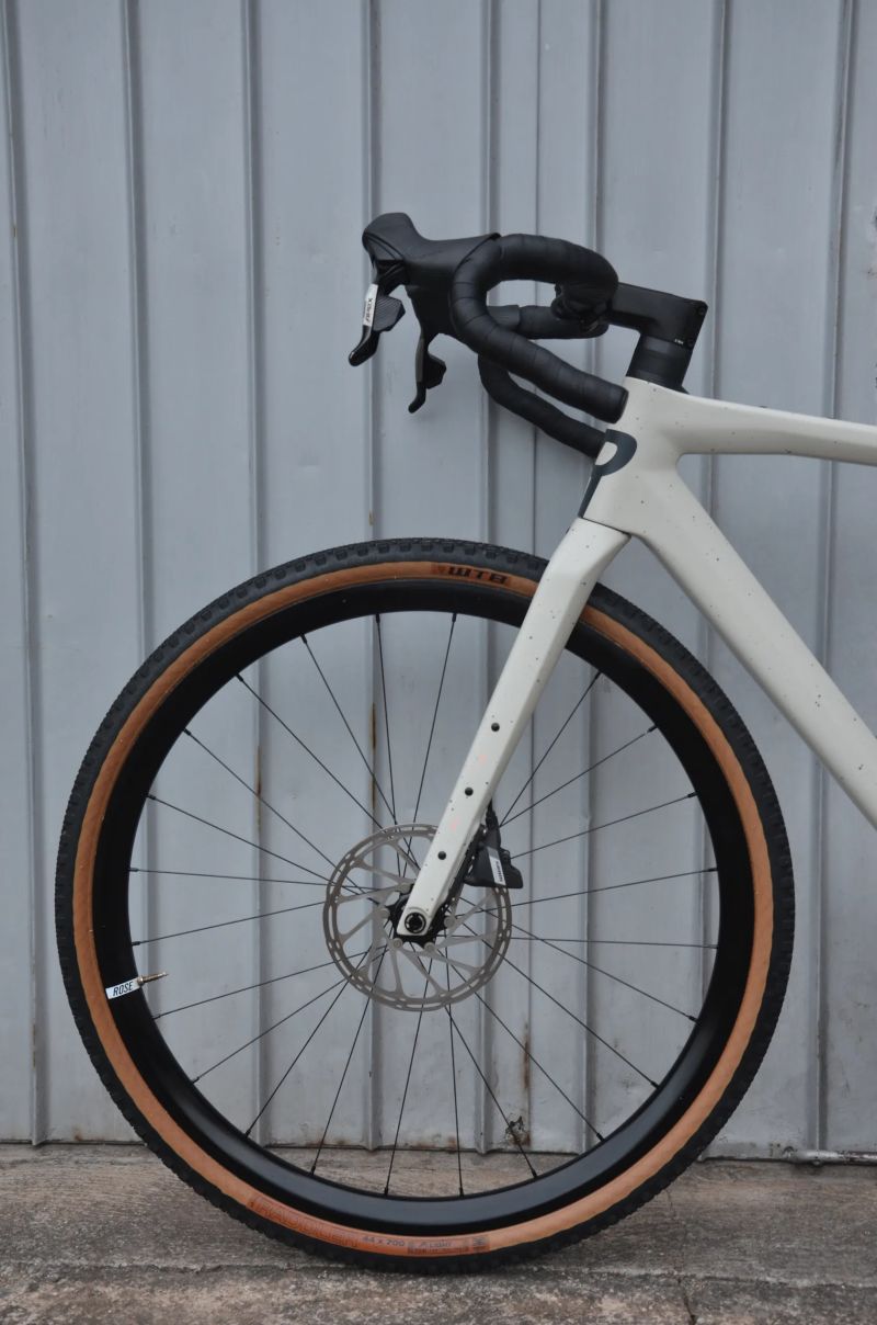 2025 ROSE Backroad APEX AXS XPLR 1x12, ZÁRUKA