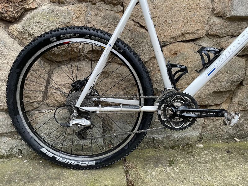 Marin Eldridge Grade Columbus, vidlice Rock Shox Reba 100mm, brzdy a přehazovačka Shimano XT