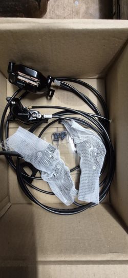 Brzdy Sram Code RSC komplet s kotouči 