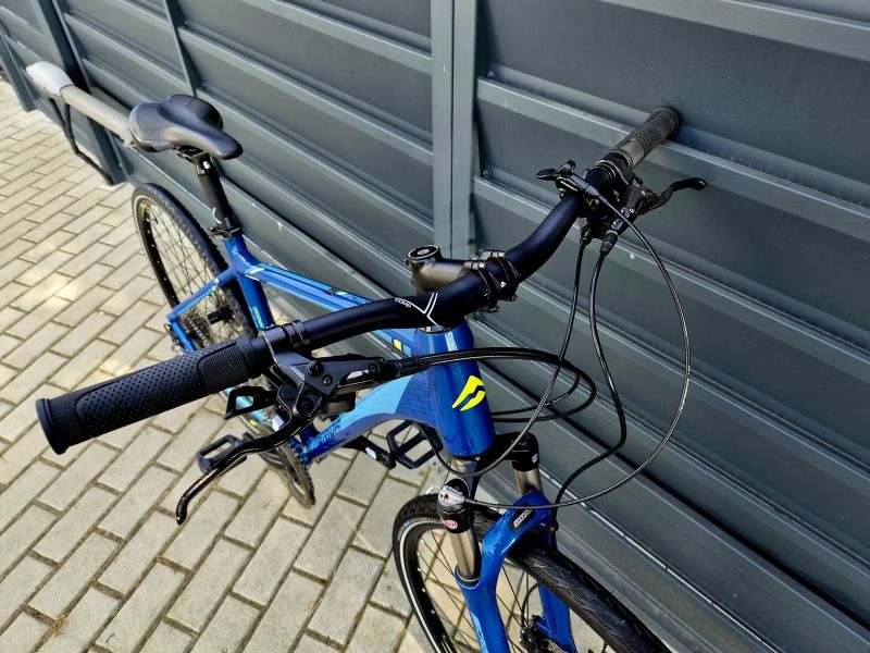 (62)Crossové/Trekingové kolo Merida