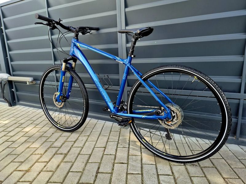 (62)Crossové/Trekingové kolo Merida