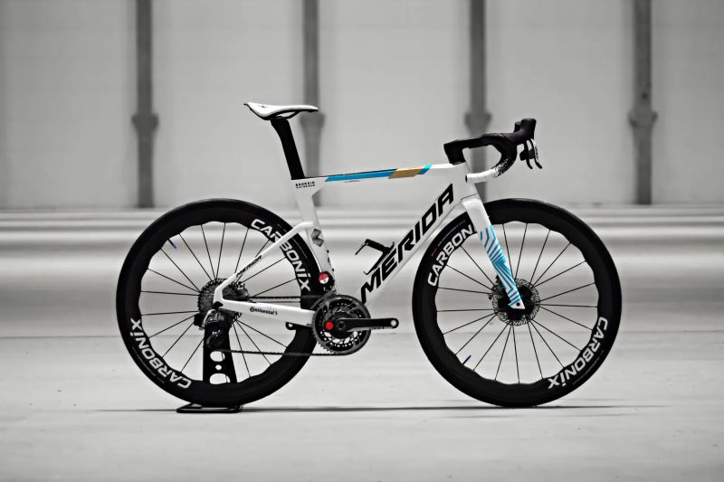 Merida Reacto Team Bahrain Victorious, Sram Red AXS 2x12, Powermeter, Carbonix