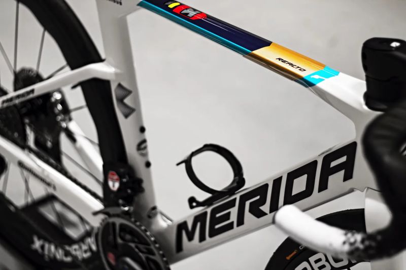 Merida Reacto Team Bahrain Victorious, Sram Red AXS 2x12, Powermeter, Carbonix