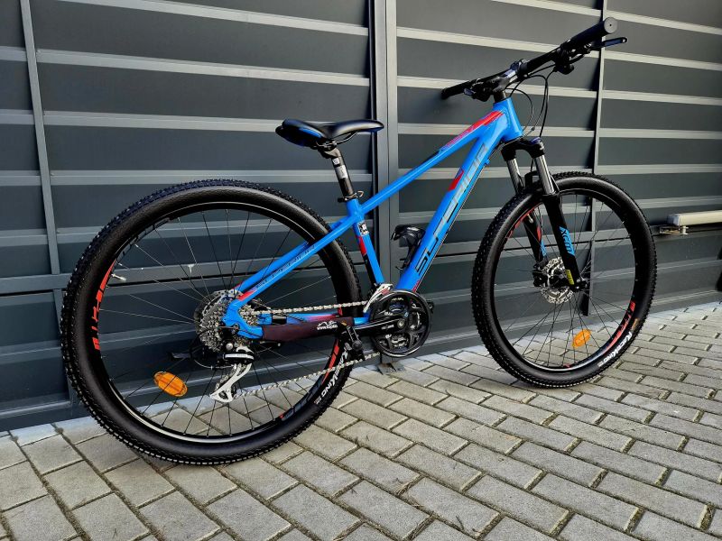 (64)Horské hliníkové kolo Superior 27,5"