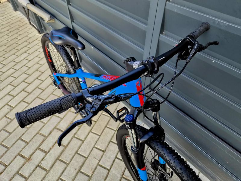 (64)Horské hliníkové kolo Superior 27,5"