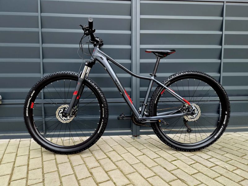 (68)Horské hliníkové kolo Cube 29"