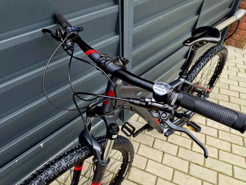 (68)Horské hliníkové kolo Cube 29"