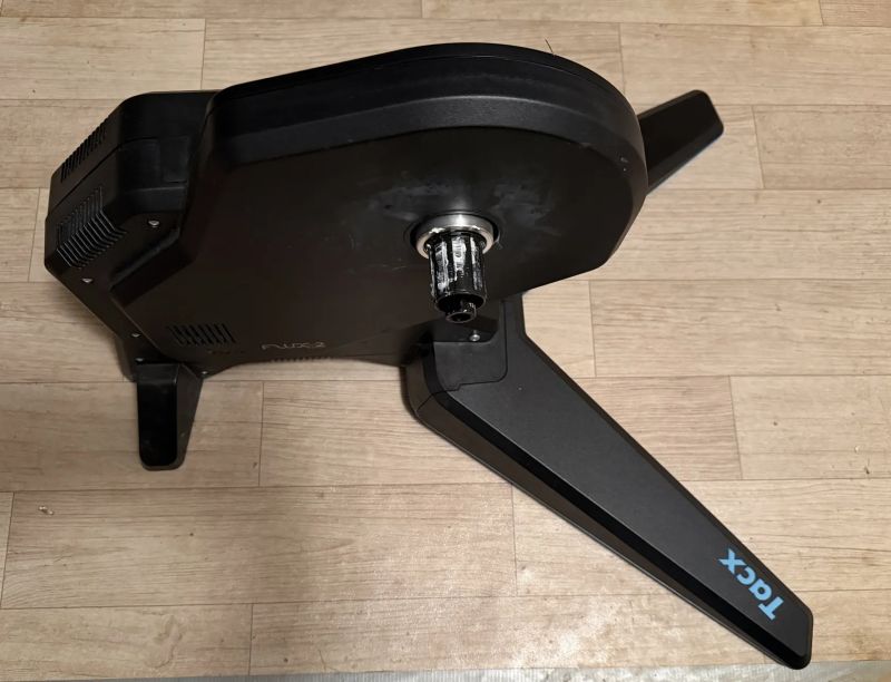 Cyklistický trenažér Tacx Flux 2 Smart