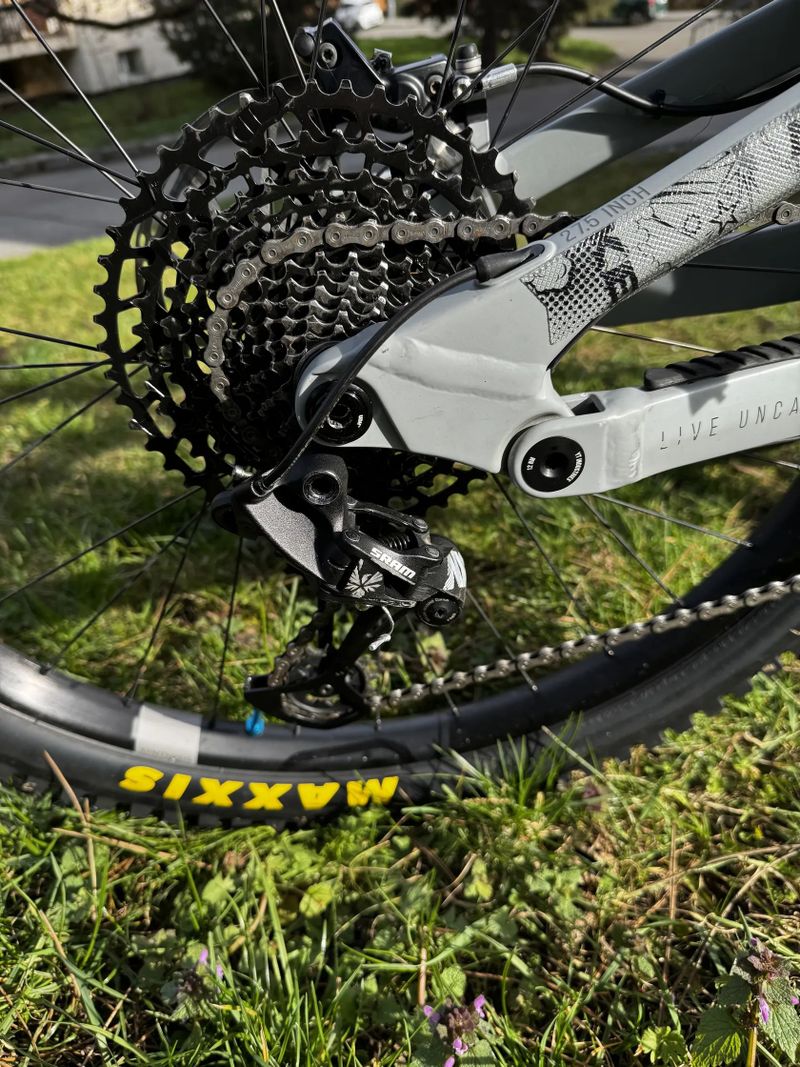 YT Industries Cora core 2 mx 2023 sleva do.23.3 48000