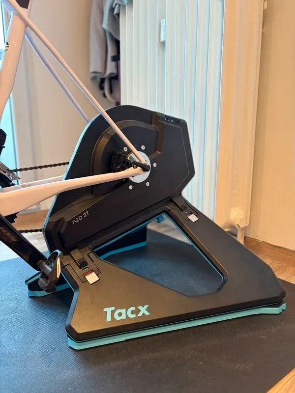 Cyklotrenažér tacx neo 2T smart + motion plates