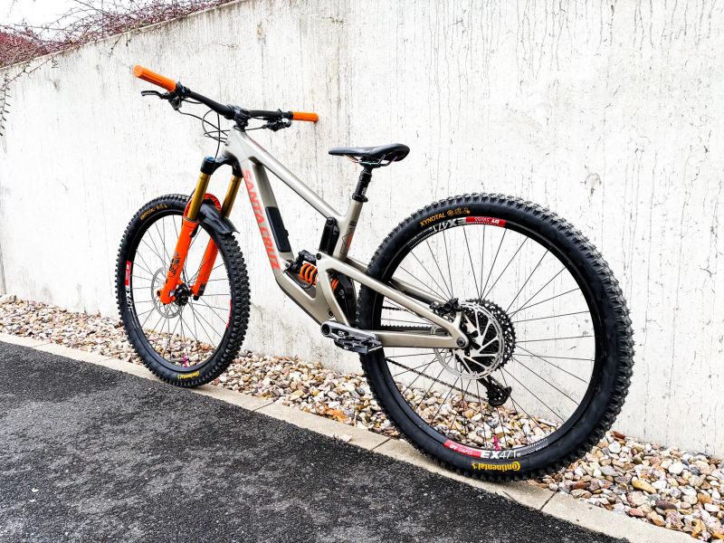 Santa Cruz Megatower v2