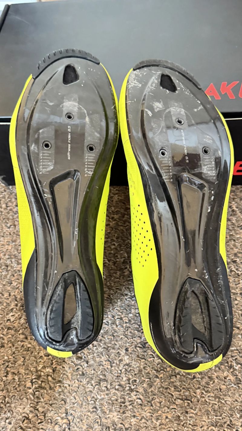 Tretry Lake, Specialized