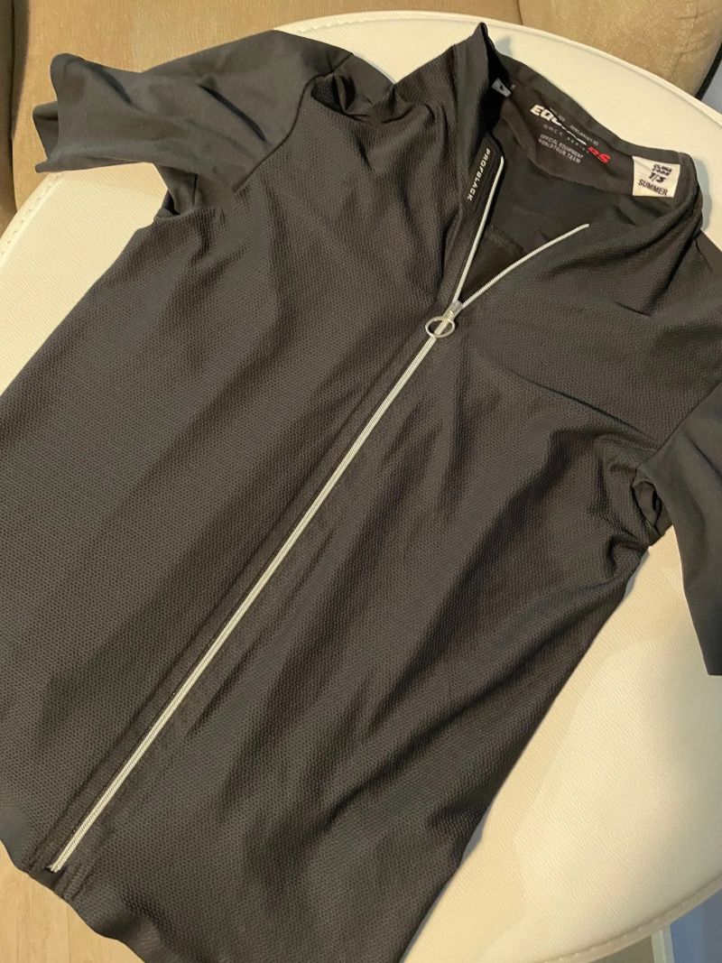 Dres Assos RS1