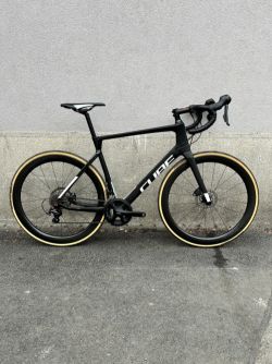 Cube Agree C:62 Race L Newmen a.50 karbon kola