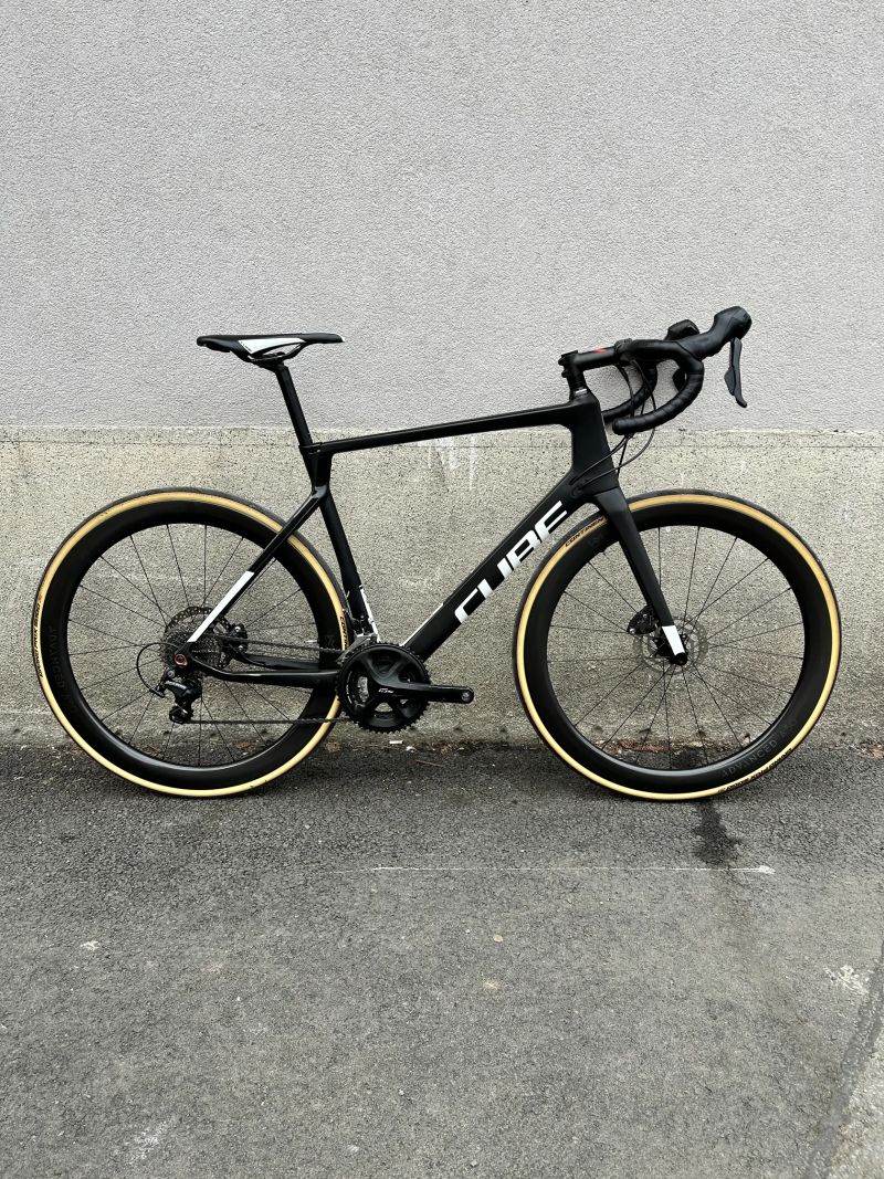 Cube Agree C:62 Race L Newmen a.50 karbon kola