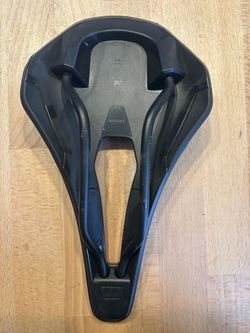 Sedlo Fizik Vento 140mm 