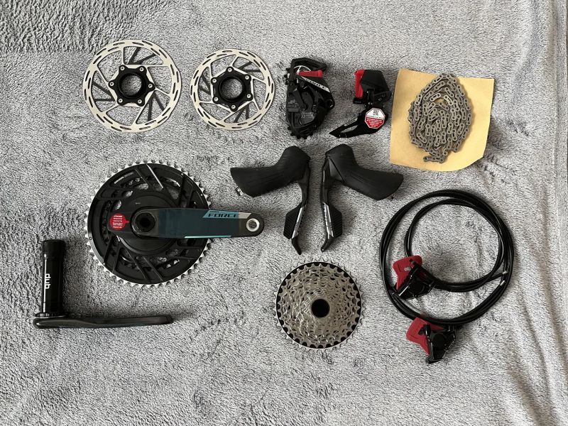 Nová kompletní sada SRAM FORCE E1