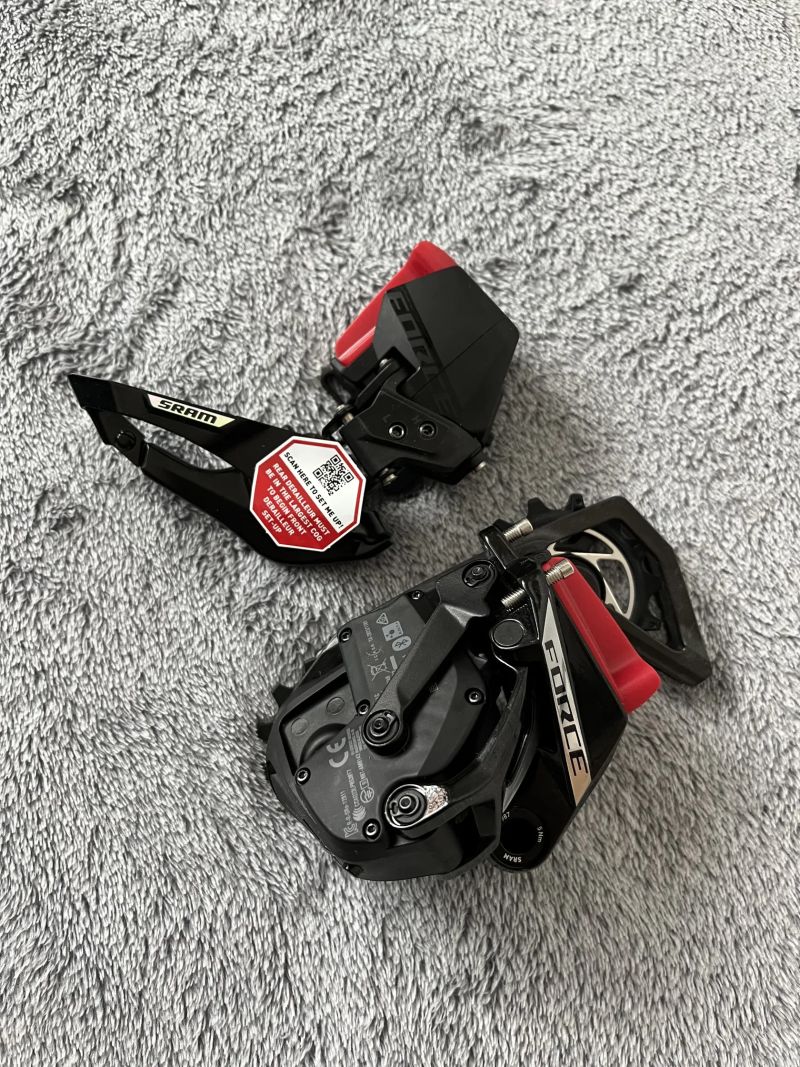 Nová kompletní sada SRAM FORCE E1