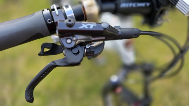 Motobecane Fantom PRO DS, Výbava Šhimano XTR, jako nové