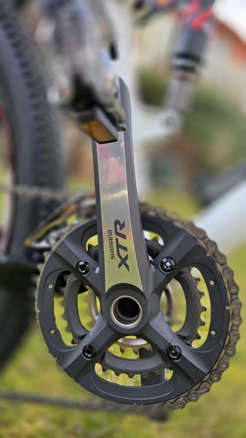 Motobecane Fantom PRO DS, Výbava Šhimano XTR, jako nové