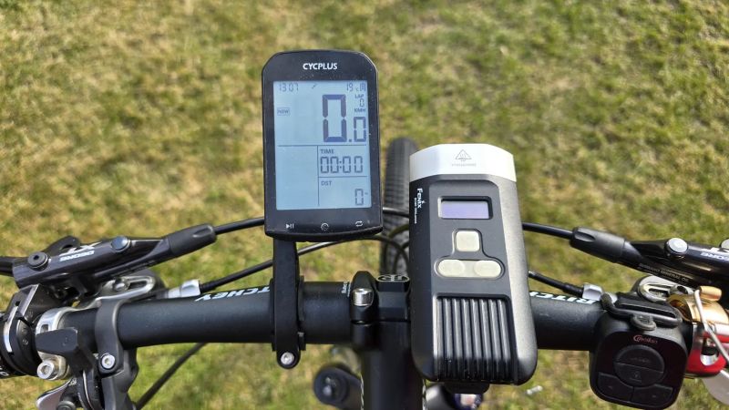 Motobecane Fantom PRO DS, Výbava Šhimano XTR, jako nové