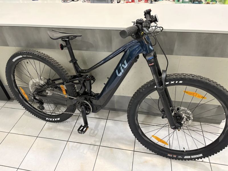 Giant Liv Embolden E+ 2 625Wh Cosmos navy 2024