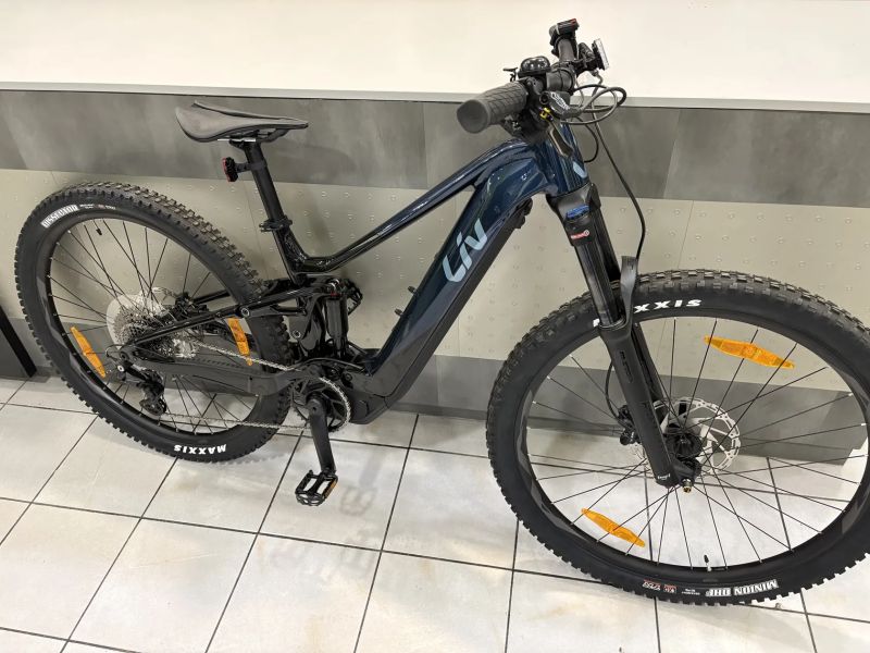 Giant Liv Embolden E+ 2 625Wh Cosmos navy 2024